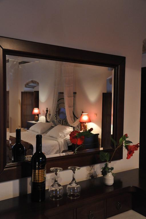 Pietra Suite Monemvasia Exterior photo