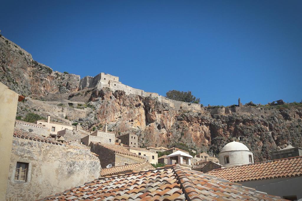 Pietra Suite Monemvasia Exterior photo